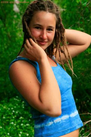 Hippie Amateur Porn - Hairy hippie amateur stripping outdoors Hairy hippie amateur stripping  outdoors ...