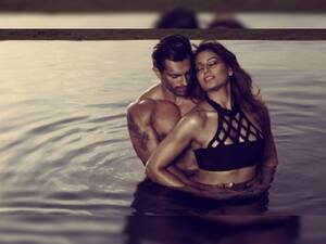 Bipasha Basu Porn - Bipasha Basu shuts down haters trolling her for condom ad with hubby Karan  Singh Grover!