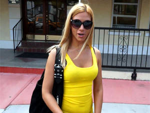 Hot Cocoa Bang Bang Porn - BangBus - Coco Blue gets seduced