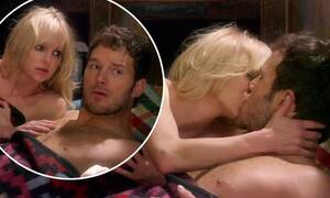 Anna Faris Having Sex - Chris Pratt joins wife Anna Faris' sitcom Mom for cameo | Daily Mail Online