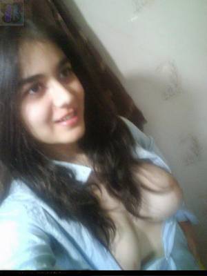 hairy nude pakistani - naked lady doing splits