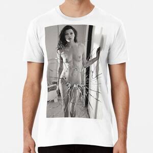 Milla Jovovich Porn Star - The Look\