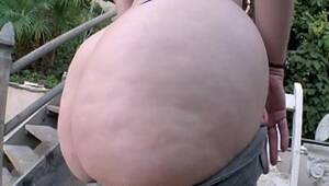 Curvy Big Bubble Butt Porn - Curvy Porn Videos, Big Ass Girls - Bubble Butt Porn