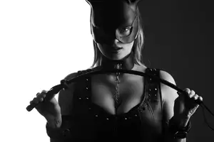 crop whipping sex pictures - BDSM Horse Play â€“ A Guide to the 5 Best Riding Crops for Spanking Your  Partner