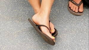Fat Brunette In Flip Flops Porn - Fat Brunette In Flip Flops Porn | Sex Pictures Pass