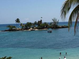 honeymoon beach private nudist couples - Couples Tower Isle: Nude beach!