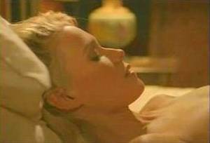 Laurie Holden Nude Naked Porn - Laurie holden boob Large stretched long mature labia