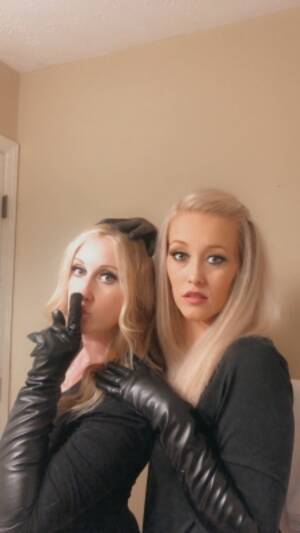 Leather Porn Girls - XXXLoveMeOnlyXXX's Amateur Porn: Girl Girl Leather Fetish