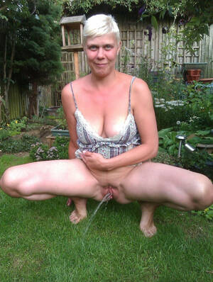 Mature Pee Porn - Mature pee, piss, watersports | MOTHERLESS.COM â„¢