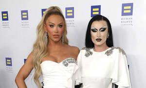 gigi gorgeous nude transexual - Gigi Gorgeous & Gottmik Talk Trans Rights on the HRC LA Dinner Red Carpet