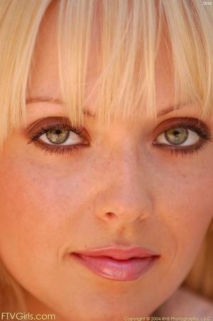 jana cova fisting - Jana Cova milky orgasm