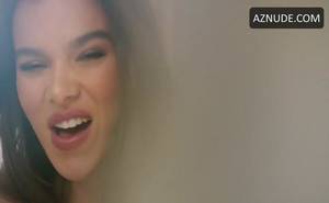 Hailee Steinfeld Porn Captions - 