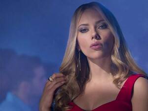 Fox Megan Rihanna Pussy Slip - Scarlett Johansson admits she flashed stranger with 'entire vagina' on show  - Daily Star