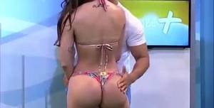 latina thong shake - Latina ass shake booty thong