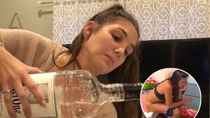 Natalie Portman Pee Porn - Floribama Shore' Star Kortni Gilson Is 'Proud' She Peed Roommate's Bed  During Premiere (Exclusive)