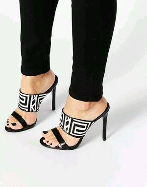 Heels Mule - Shop KG By Kurt Geiger Mono 2 Strap Mule Heeled Sandals at ASOS.