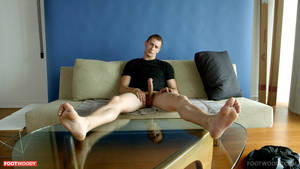 jerk off foot woody - View more photos at Foot Woody