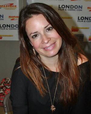 holly marie combs - Holly Marie Combs - Wikipedia
