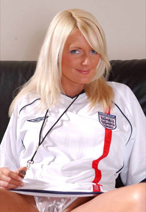Big Bro Porn - Jayne Connery in England top