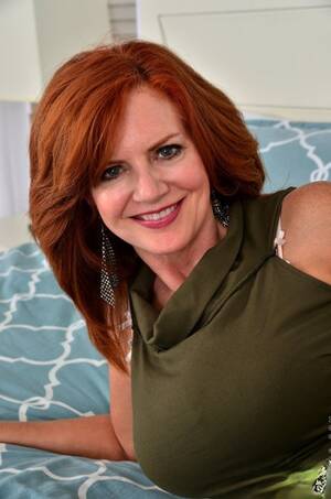 Cougar Redhead - Redhead Cougar Porn Pics - PornPics.com