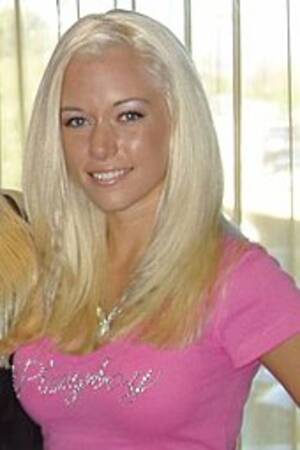 Kendra Wilkinson Pornvideo - Kendra Wilkinson - Wikipedia