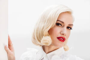 Gwen Stefani Hairy Pussy - Gwen Stefani on Spirituality, Insecurity, Pharrell and 'Truth' - The New  York Times