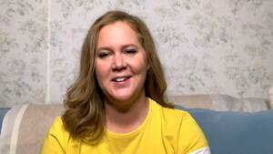 Amy Schumer Porn Caption Photoshop - Amy Schumer's nude C-section selfie inspires fellow moms