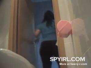 arab toilet cam - Arab Women Peeing Toilet Videos - Free Porn Videos