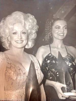 Crystal Gayle Porn - Crystal Gayle n Dolly Parton