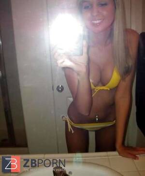 Amatuer Selfie Porn 18yo - 18yo Teenager Selfies - Ashley - ZB Porn