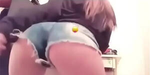 Moving Sex Pic Ass - Moving The Ass HD SEX Porn Video 0:10