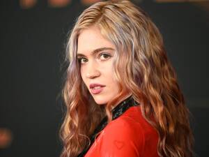 Grimes Porn - Elon Musk's Ex Grimes Shares Elaborate Halloween Nudes: Photos