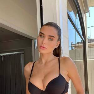 Celebrity Porn Star Cleavage - NBA star brought \