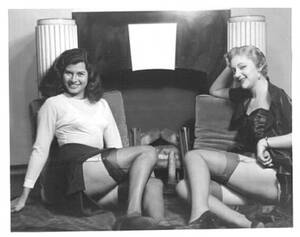 naked lesbians vintage - Retro Lesbian Porn Pics & Nude Photos - NastyPornPics.com