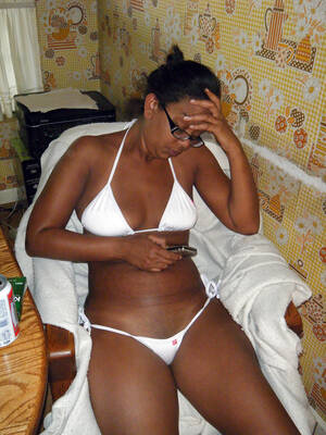 black mature naked selfie - Real black mature women