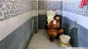 nude bathroom cam - Watch Aunty shower in bathroom show nude body on cam - Cam, Fans, Aunty Porn  - SpankBang