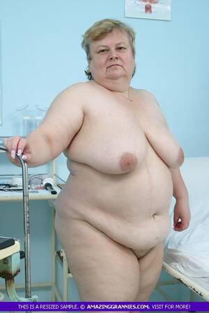 nasty fat granny pussy - Naked granny teases with her fat body and shows her large breasts and nasty  pussy in different poses in a hospital.. Picture 4.