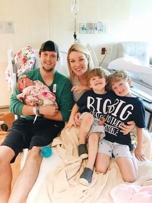 Amy Smart Porn Cumshots - Livingston's Birth Story - Mrs. Lauren Stokes