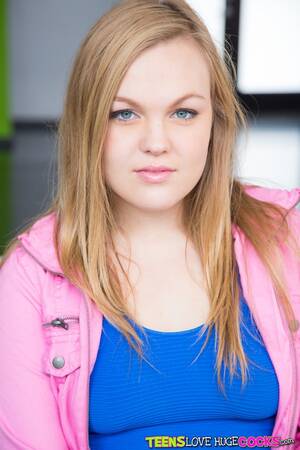 Blue Eyes Blonde Facial Porn - Blue Eyed Blonde Got Cum On Face photos (Johnny Sins, Summer Daize) / MILF  Fox