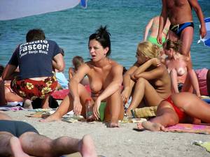 island beach sex porn - south sea island beach nude women jpg 853x1280