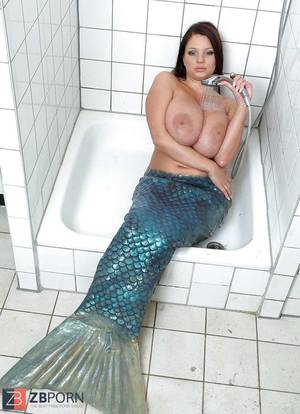 German Mermaid Porn - Delectable Yam-Sized Boobies Innate Bodacious German Mermaid PLUMPER