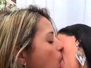 brazlian lesbian homemade videos - Brazilian Lesbian Kiss porn videos at Xecce.com