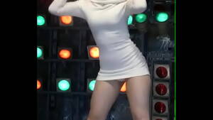 close up upskirt dancing - Korea Dancer Ups Skirt - XVIDEOS.COM