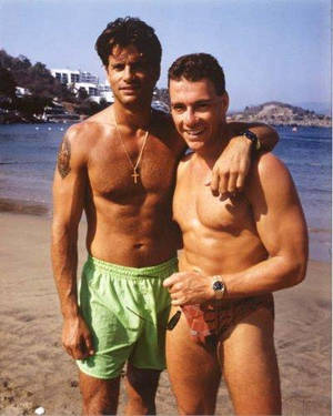 Jean Claude Porn - Lorenzo Lamas e gli slippini-ini-ini.