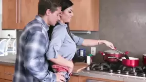 milf in the kitchen - Fofa milf, foda na cozinha | xHamster