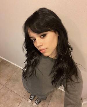 Jenna Adams Porn Star - This is Jenna Ortega, she's 20 years old and plays as the actor Wednesday  on The Adams Family. Lots of women are calling people gross for finding her  attractive. Is finding a