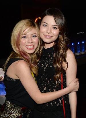 jennette mccurdy naked boobs - Miranda Cosgrove On Jennette McCurdy iCarly Claims