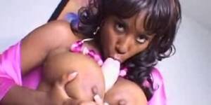 Candace Von Solo Dildo - Candace Von plays with huge dildo EMPFlix Porn Videos