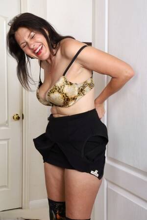 mature undressing - Undressing Mature Porn Pics & XXX Photos - LamaLinks.com