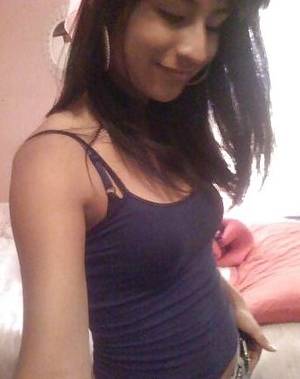indian small breasts nude - Indian College Teen Girl Ki Small Boobs And Slim Body Nude Self Pics